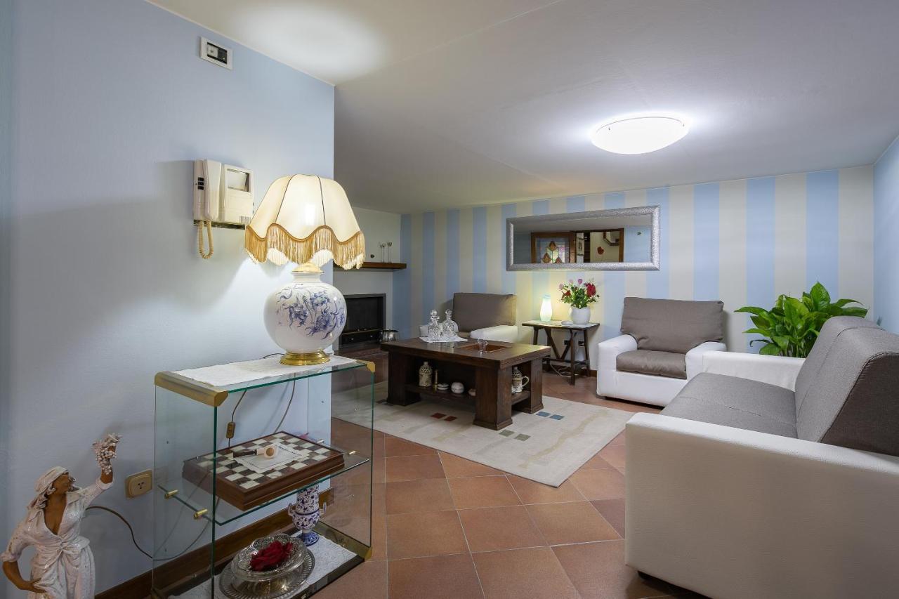 Villa Il Giardino Delle Giare Castiglion Fiorentino Exterior foto